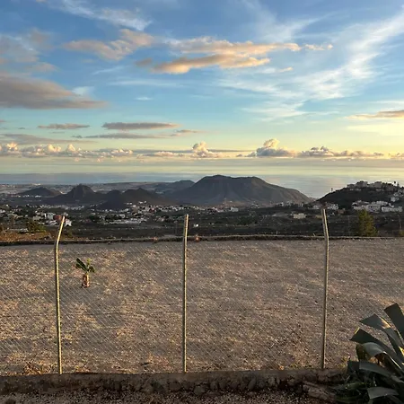 La Vista Al Mar *